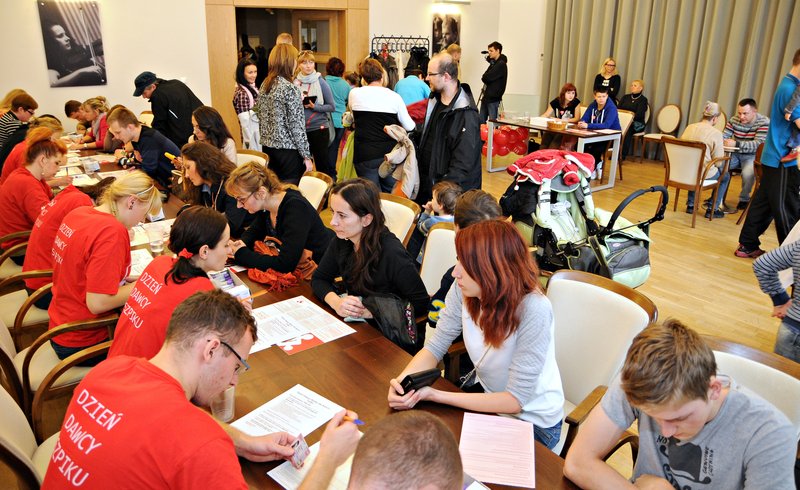 Elbląg, Z pomocą Kamili i Tadkowi