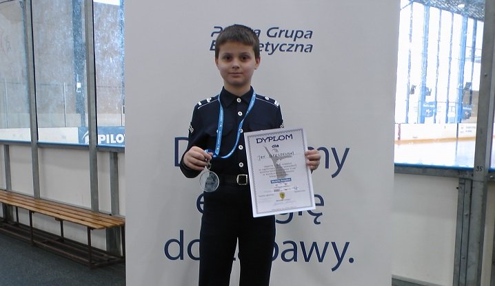Elbląg, Medale dla łyżwiarzy figurowych "Szóstki"