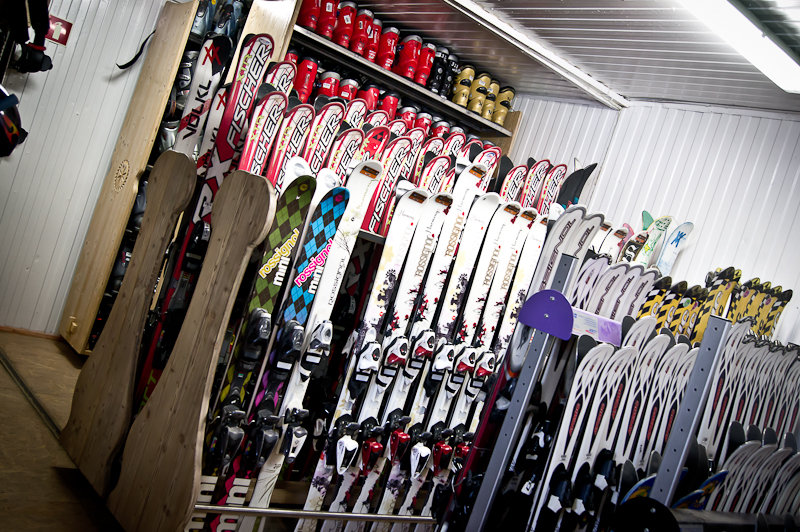 Wypożycz sprzęt narciarski lub snowboardowy za 1 zł