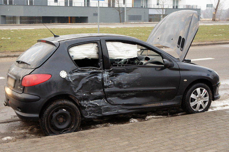 Elbląg, Dąbka-Ogólna: zderzenie na skrzyżowaniu Elbląg, Dąbka-Ogólna: zderzenie na skrzyżowaniu