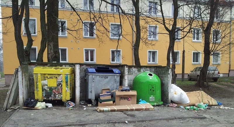 Elbląg, Wiosennie, spacerowo, śmieciowo...,