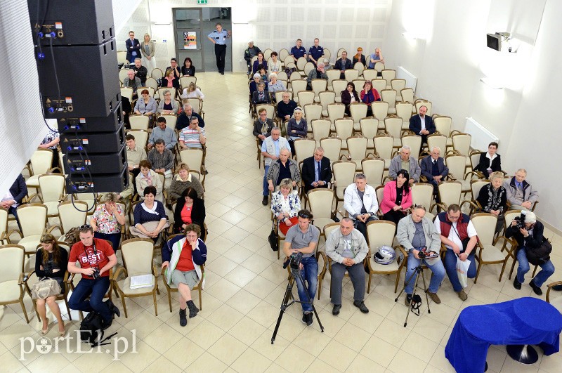Elbląg, Na spotkanie z prezydentem przyszło kilkadziesiąt osób