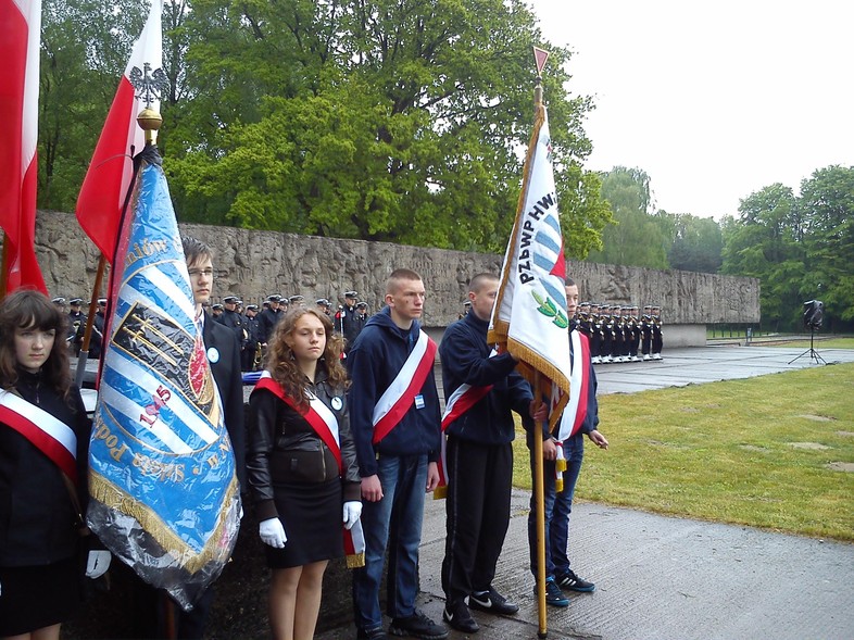Elbląg, Wychowankowie MOW pamięci więźniów KL Stutthof