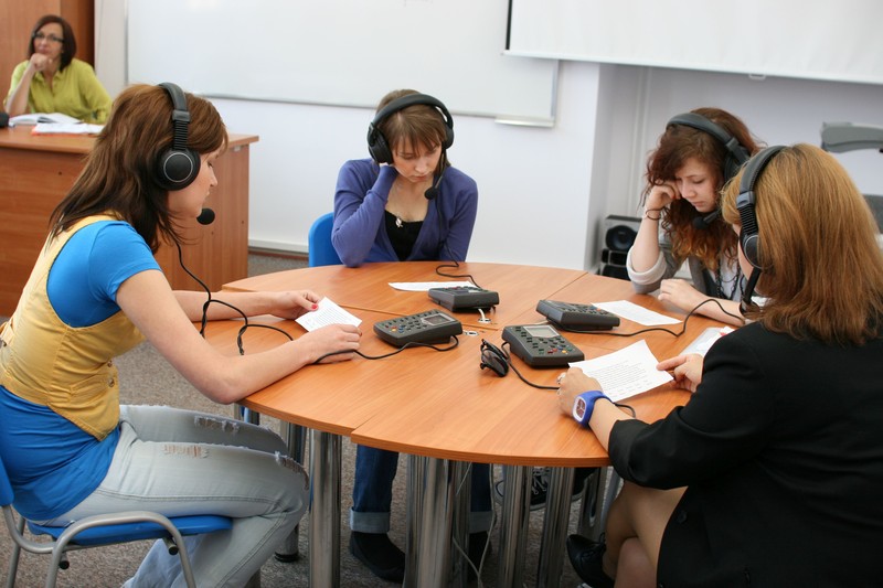 Absolwent filologii obcej atrakcyjny i skuteczny na rynku pracy Absolwent filologii obcej atrakcyjny i skuteczny na rynku pracy