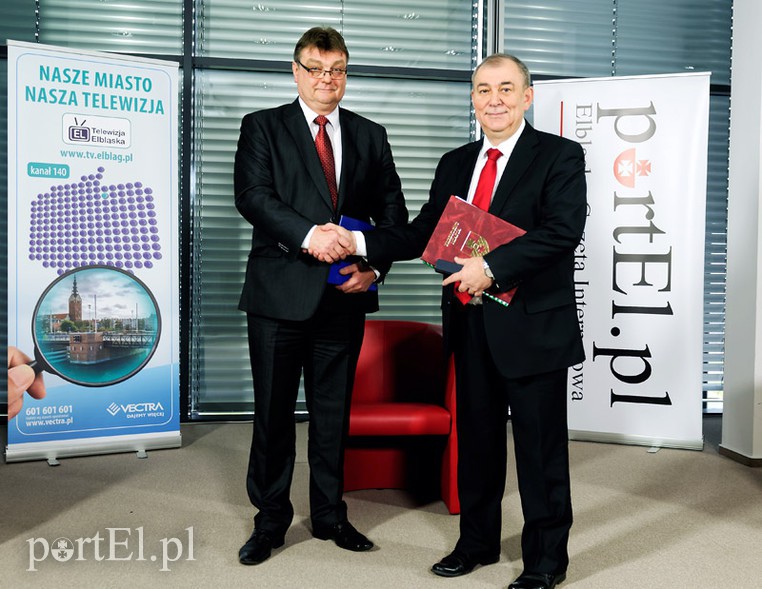 Elbląg, Jerzy Wilk i Witold Wróblewski - przed rozpoczęciem debaty, później emocje poszły w górę Elbląg, Jerzy Wilk i Witold Wróblewski - przed rozpoczęciem debaty, później emocje poszły w górę