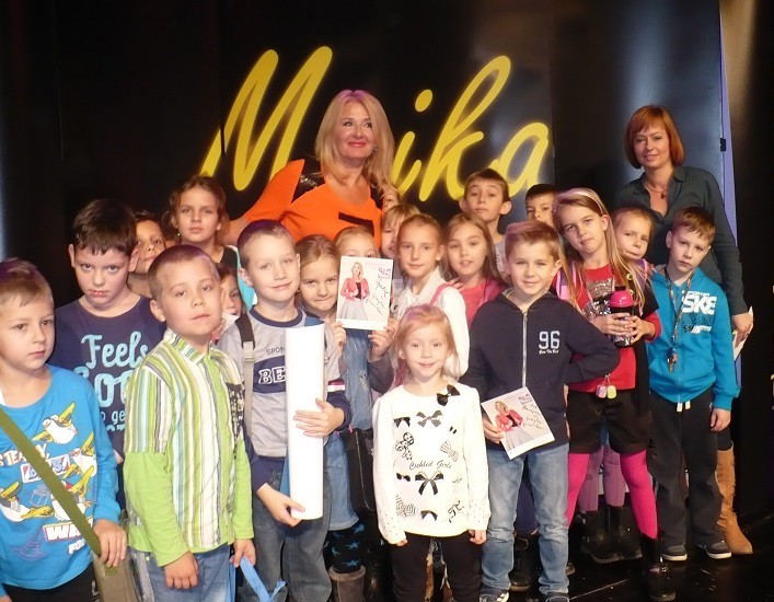 Elbląg, Uczniowie SP 21 na koncercie Majki Jeżowskiej Elbląg, Uczniowie SP 21 na koncercie Majki Jeżowskiej