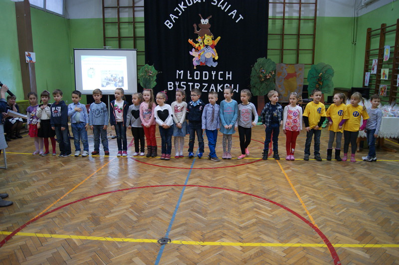 Elbląg, Mikołajkowy świat młodych bystrzaków