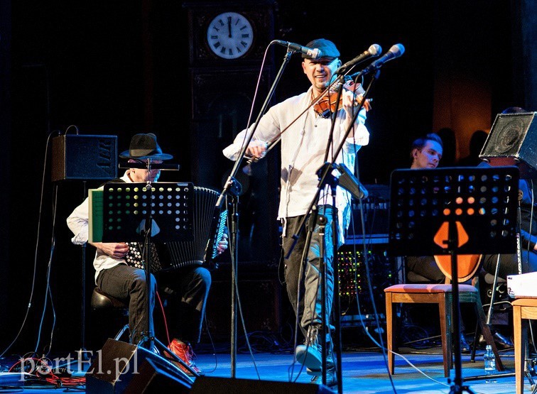 Elbląg, Charyzma, emocje i energia, czyli Anna Maria Jopek, Kroke i EOK