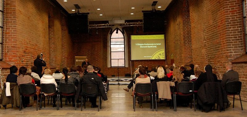 Elbląg, V Konferencja zgromadziła w Bibliotece Elbląskiej kilkadziesiąt osób zainteresowanych przedsiębiorczością społeczną,