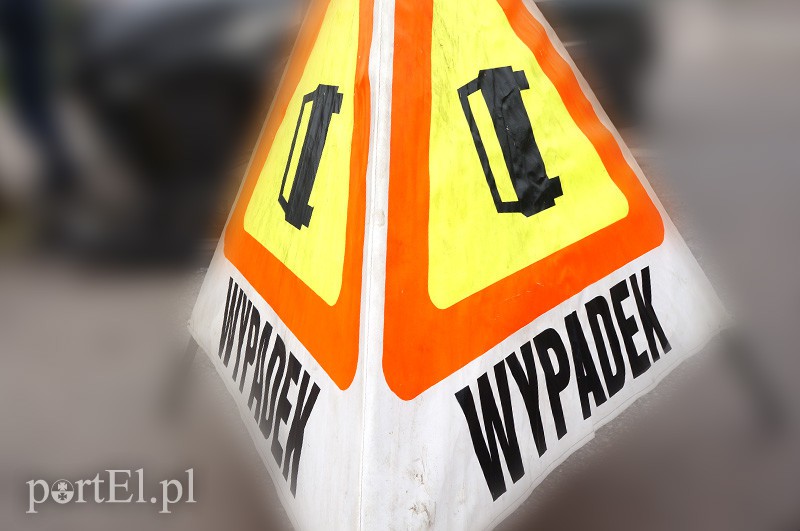 Elbląg, Nietrzeźwy kierujący spowodował wypadek i zbiegł z miejsca zdarzenia