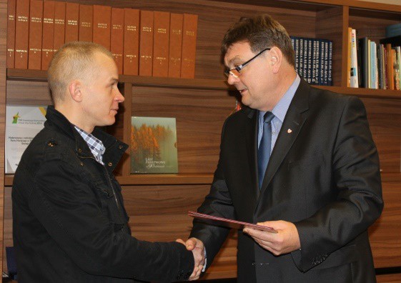 Elbląg, Marcin Jabczyński przyjął podziękowania od Witolda Wróblewskiego Elbląg, Marcin Jabczyński przyjął podziękowania od Witolda Wróblewskiego