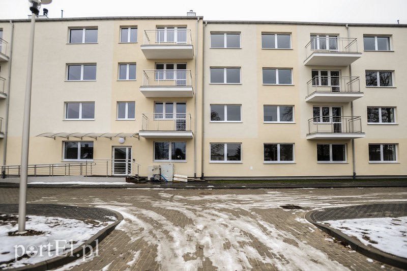 Elbląg, Ten budynek po bursie zaadaptowano na mieszkania komunalne w 2013 r. Elbląg, Ten budynek po bursie zaadaptowano na mieszkania komunalne w 2013 r.
