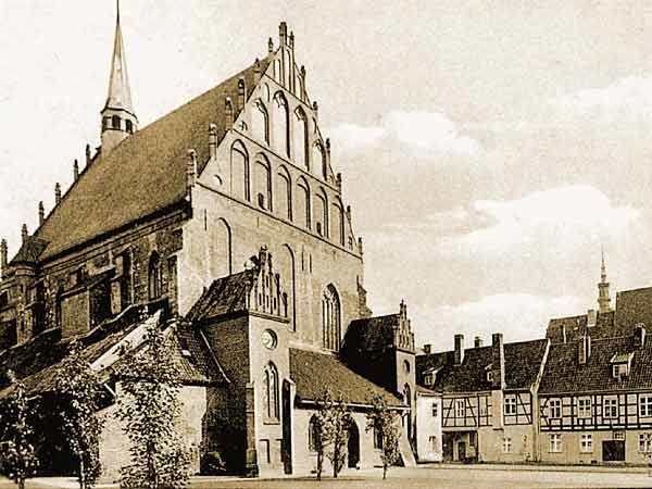 Elbląg, Kościół Najświętszej Marii Panny przed 1945 rokiem, dzisiaj mieści się w nim Galeria El Elbląg, Kościół Najświętszej Marii Panny przed 1945 rokiem, dzisiaj mieści się w nim Galeria El