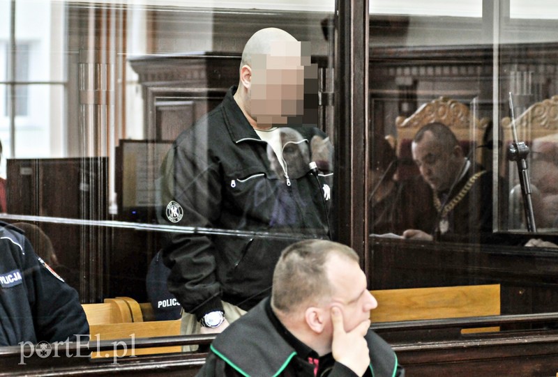 Elbląg, 33-letni Paweł K. nie przyznaje się do zabójstwa ojca. Twierdzi, że nic nie pamięta Elbląg, 33-letni Paweł K. nie przyznaje się do zabójstwa ojca. Twierdzi, że nic nie pamięta