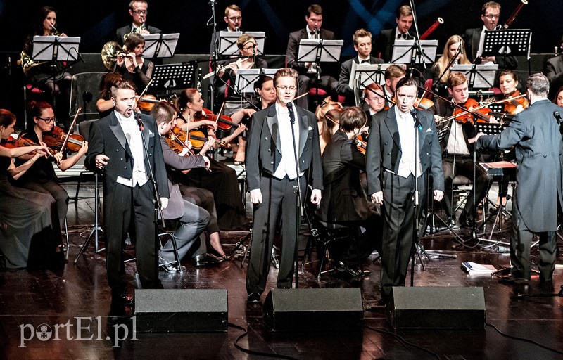 Elbląg, Wokalny popis trzech tenorów