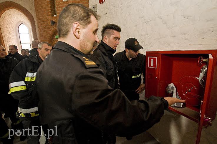 Elbląg, Przebadali wieżę wzdłuż i wszerz
