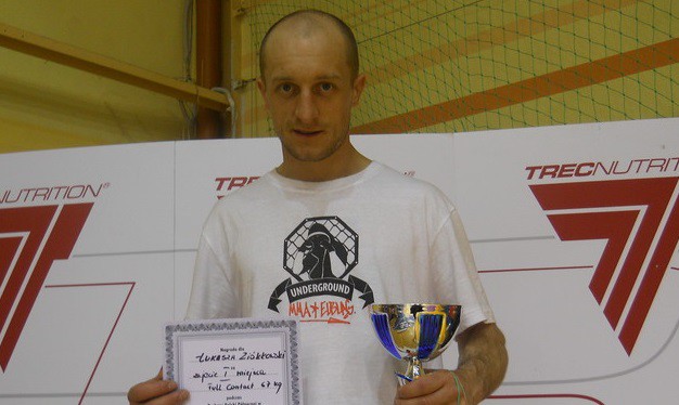 Elbląg, Łukasz Ziółkowski jest jednocześnie trenerem i zawodnikiem klubu Underground MMA Elbląg, Elbląg, Łukasz Ziółkowski jest jednocześnie trenerem i zawodnikiem klubu Underground MMA Elbląg,