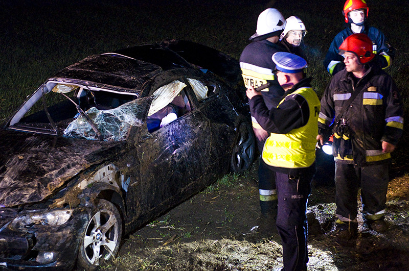 Elbląg, Dachowanie w BMW, wszyscy byli pijani Elbląg, Dachowanie w BMW, wszyscy byli pijani
