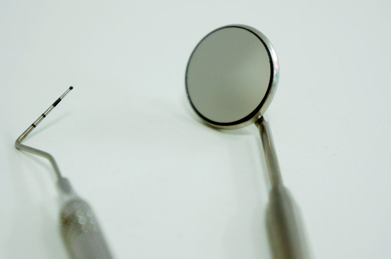 Pomiar kieszonek pozwala na ocenę stanu przyzębia  i stopnia zaawansowania choroby.