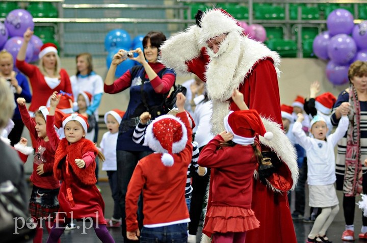 Elbląg, To nie pierwsze organizowane w CS-B spotkanie przedszkolaków z Mikołajem i prezydentem,