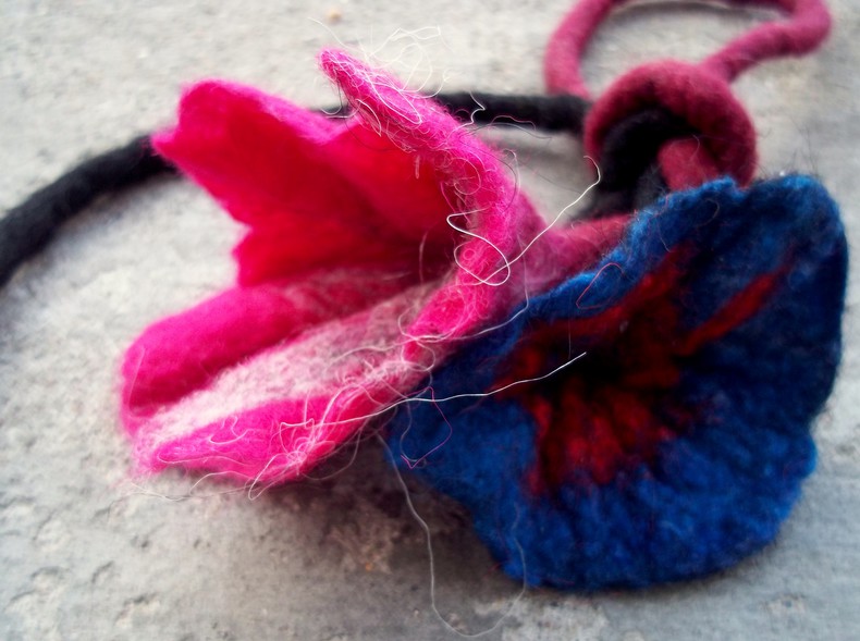 Elbląg, Broszka czy pasek? Twórcze warsztaty z okazji Dnia Kobiet Elbląg, Broszka czy pasek? Twórcze warsztaty z okazji Dnia Kobiet