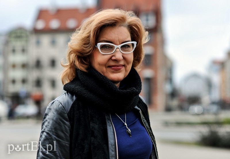 Elbląg, W zaciszu domowym lubię śpiewać piosenki ludowe, zwłaszcza kresowe. Znam ich sporo, bo moi rodzice pochodzili z Kresów - mówi Anna Chrol Elbląg, W zaciszu domowym lubię śpiewać piosenki ludowe, zwłaszcza kresowe. Znam ich sporo, bo moi rodzice pochodzili z Kresów - mówi Anna Chrol