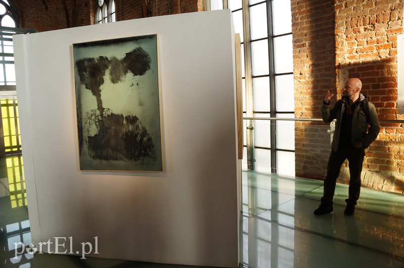 Elbląg, Dziś na wernisażu - w pracach Tycjana Knuta każdy widział co innego