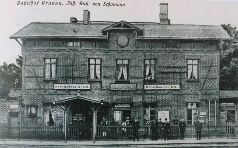 Elbląg, Budynek dworca w Gronowie Elbląskim przed wojną