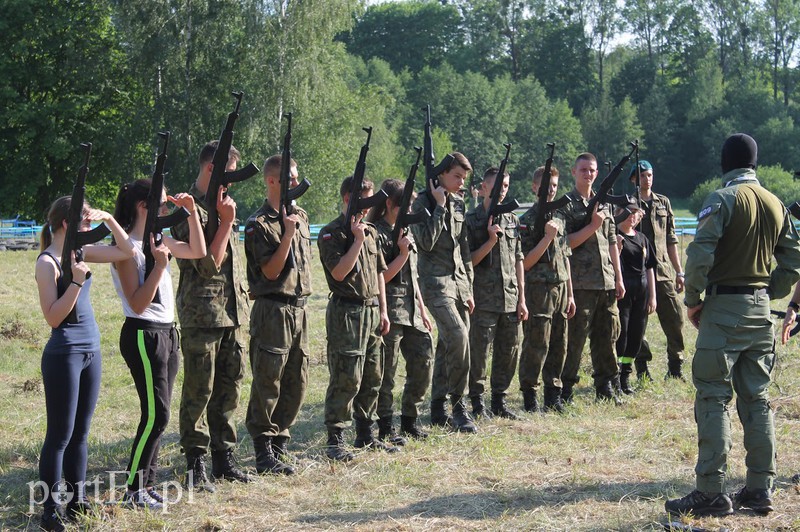 Elbląg, Uczniowie ZSTI na Pro Defence