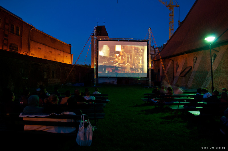 Elbląg, "Kino pod chmurką" w ramach "Lata w Formie"