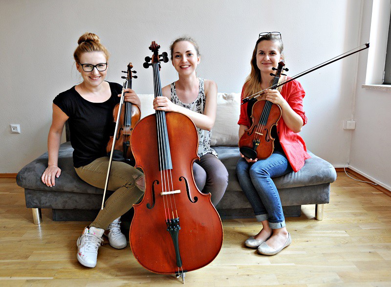 Elbląg, Pierwsze skrzypce zagrają… skrzypce i wiolonczela
