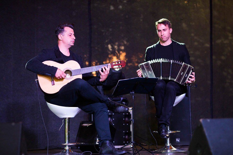 Elbląg, „Muzyka uniesień” na zakończenie wakacji z Elbląską Orkiestrą Kameralną