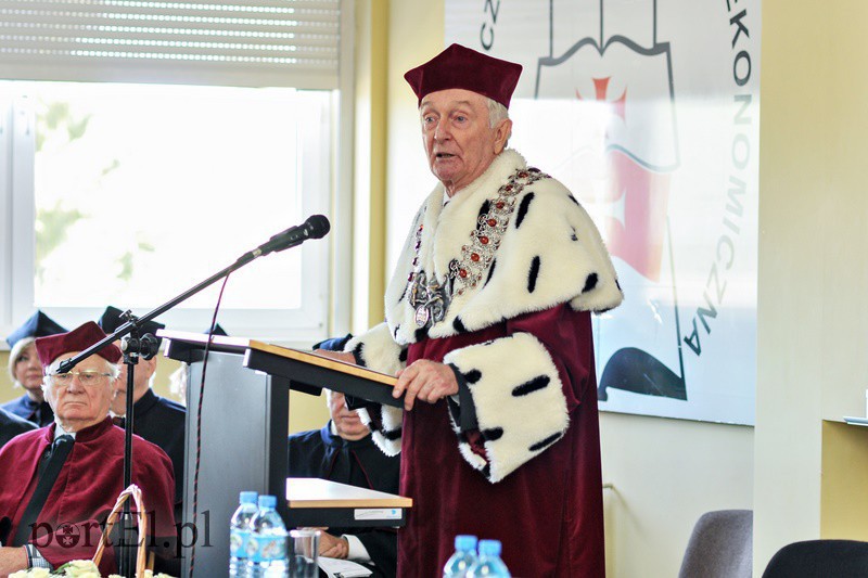 Elbląg, Rektor uczelni - dr Zdzisław Dubiella, prof. EUH-E Elbląg, Rektor uczelni - dr Zdzisław Dubiella, prof. EUH-E