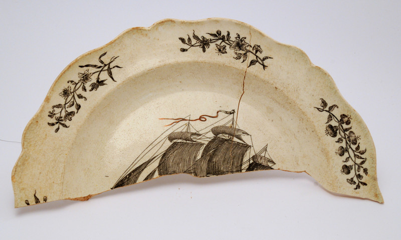 Elbląg, Zachowany fragment talerza z wizerunkiem statku Elbląg, Zachowany fragment talerza z wizerunkiem statku