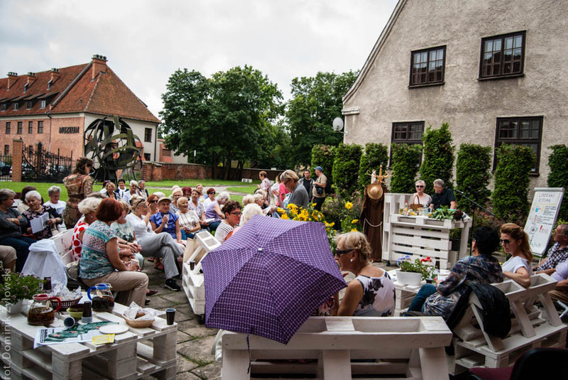 Elbląg, Zielone lato w bibliotece: Zioła po chemioterapii