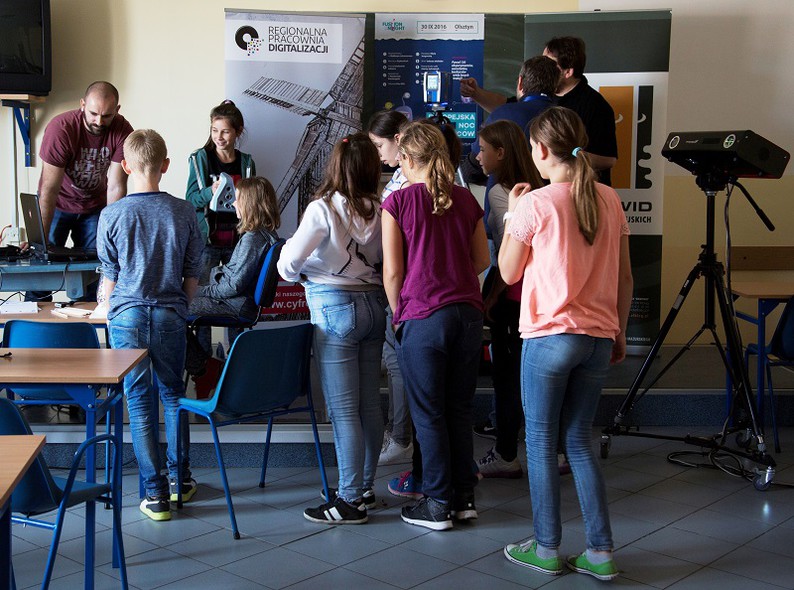 Elbląg, Oni znajdują, my digitalizujemy