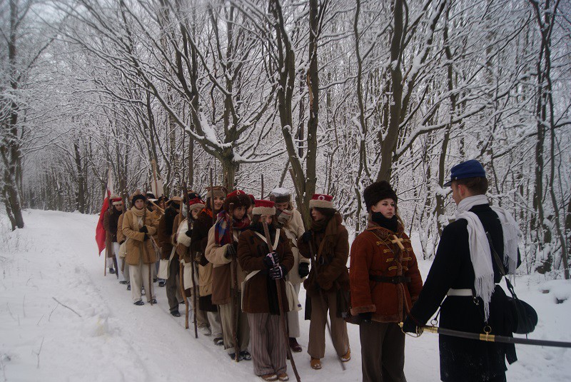 Elbląg, Trzy miesiące z powstaniem styczniowym w tle