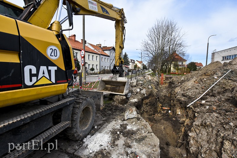 Elbląg, Wypadek na budowie, mężczyzna zasypany w wykopie