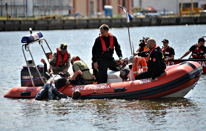 Elbląg, Ćwiczyli razem, żeby lepiej pomagać na wodzie