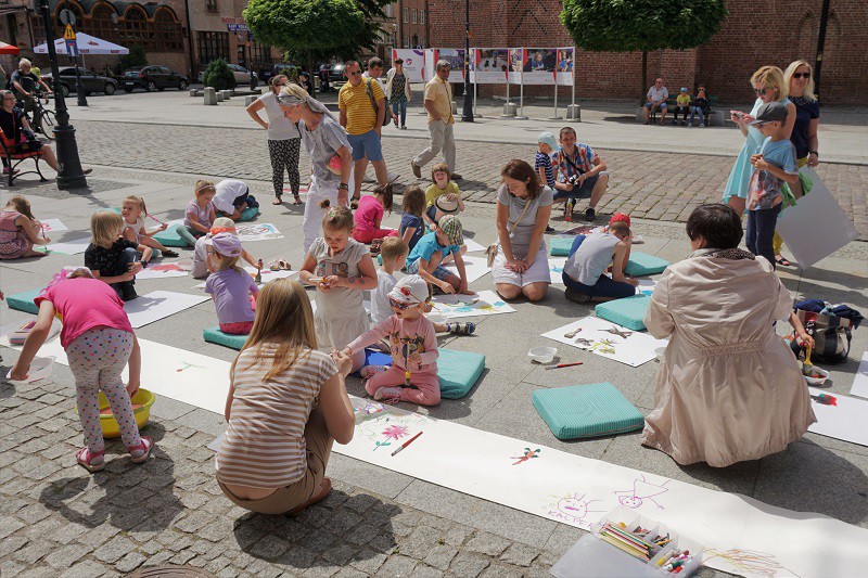 Elbląg, Rozbójnicy pełni kolorów