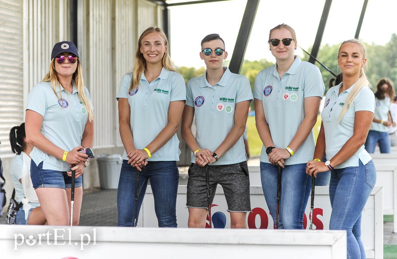 Elbląg, Piłkarkom Kram Startu dołki niestraszne