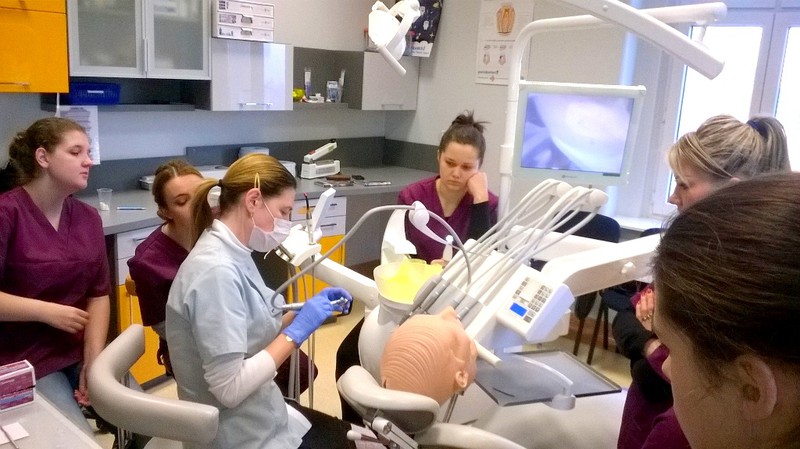 W Szkole Policealnej im. Jadwigi Romanowskiej stawia się przede wszystkim na praktykę