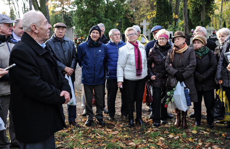 Elbląg, W uroczystości wzięło udział kilkadziesiąt osób Elbląg, W uroczystości wzięło udział kilkadziesiąt osób