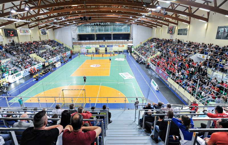 Przyjdź na mecz, promuj swoją firmę, pomóż klubowi