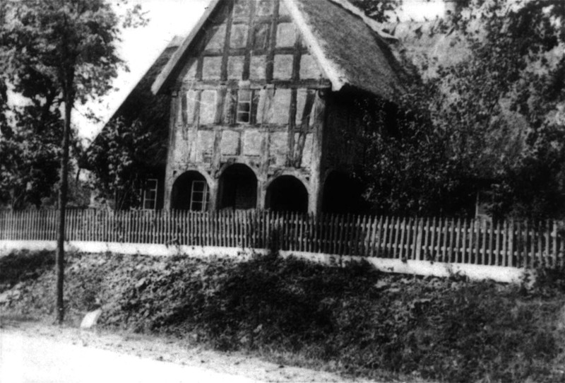 Elbląg, Dom podcieniowy w Bronkach przed wojną