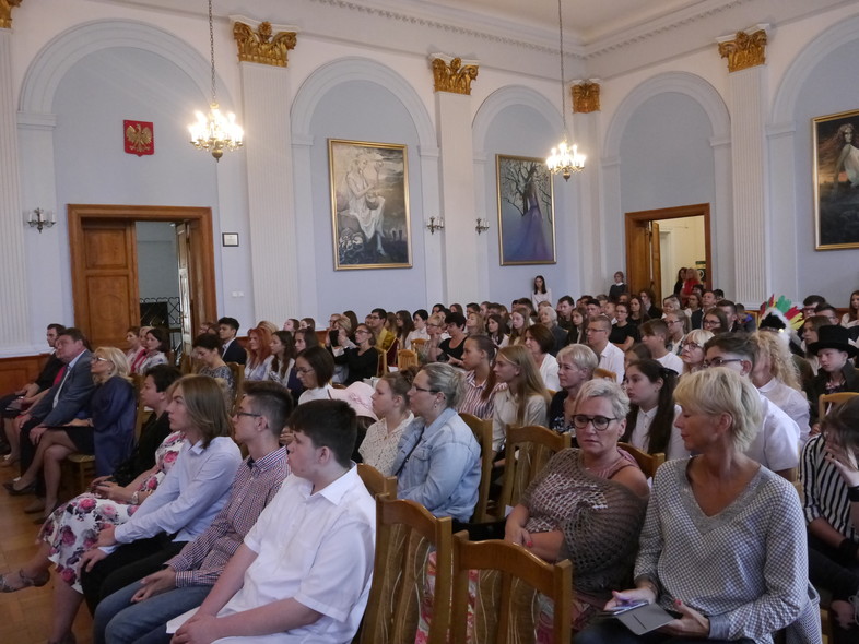 Elbląg, Elbląscy uczniowie czytali w I LO