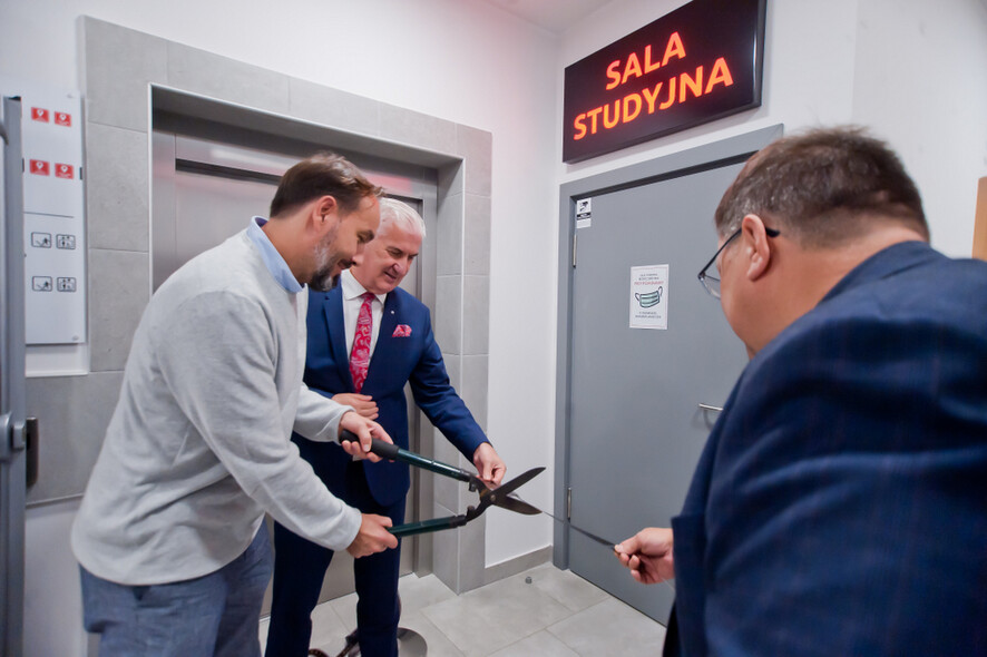 Elbląg, Makary Szwed, wnuk Stefana Muli, uroczyście otwiera salę kinową