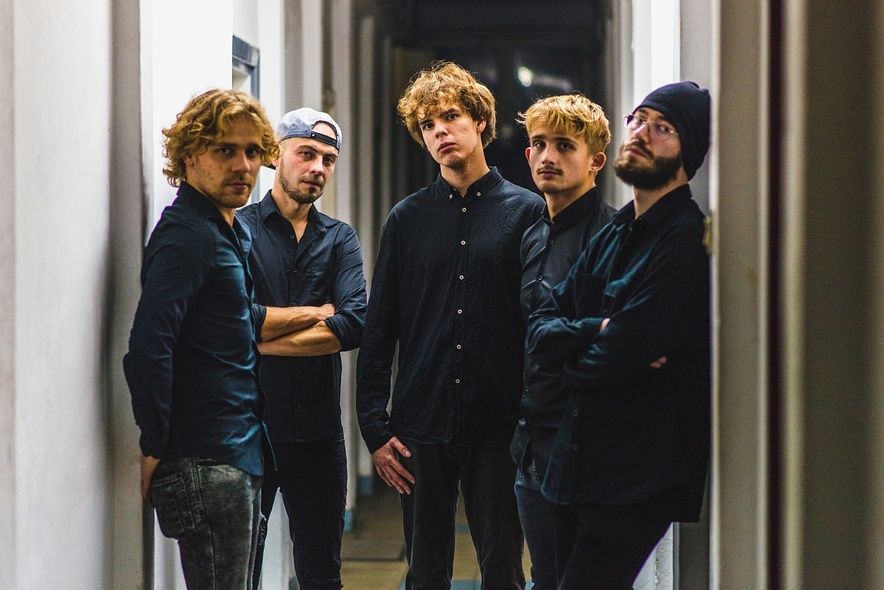 Elbląg, Prey of Monsoon