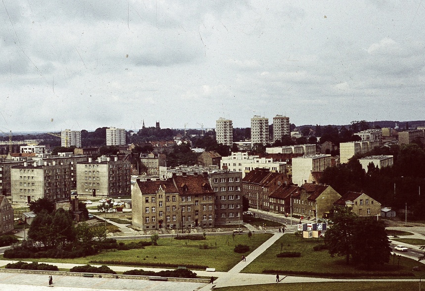 Elbląg, W geograficznym centrum Elbląga (Elbląskie Archiwum Foto) Elbląg, W geograficznym centrum Elbląga (Elbląskie Archiwum Foto)