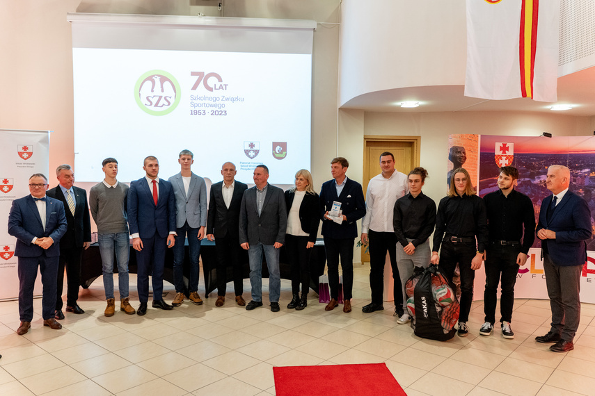 Elbląg, 70 lat szkolnego sportu